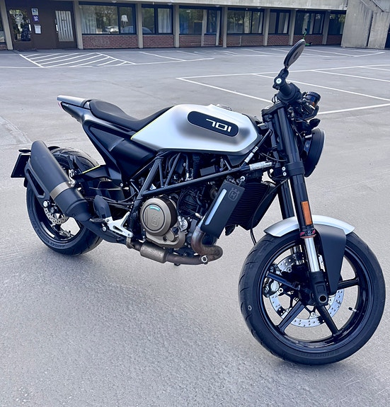 Husqvarna Vitpilen 701 3 of 6