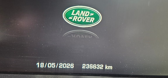 Land Rover Range Rover Sport 2 of 5