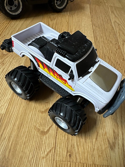 Product image 2 of 8