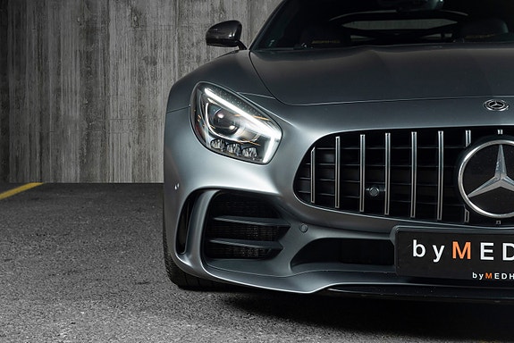 Mercedes-Benz AMG GT R 5 of 5