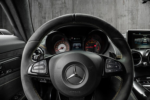 Mercedes-Benz AMG GT R 25 of 30