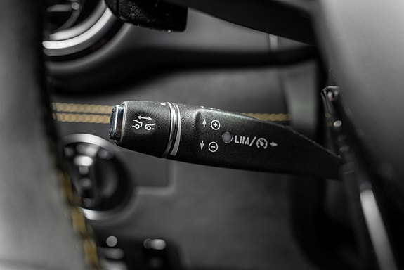 Mercedes-Benz AMG GT R 28 of 30