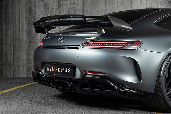 Mercedes-Benz AMG GT R 11 of 30