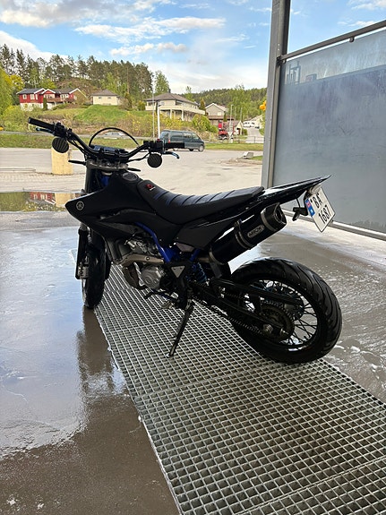 Yamaha WR 125 X 3 of 10