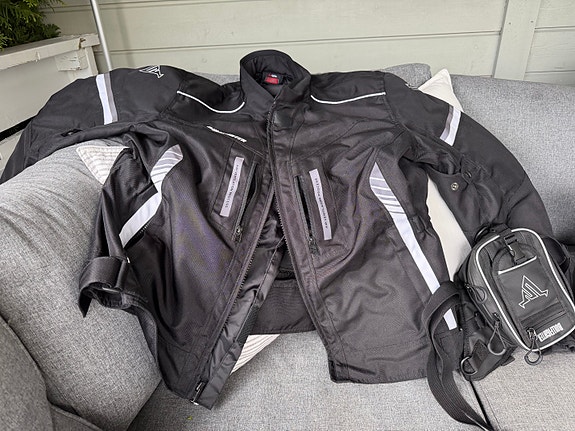 Product image 6 of 8