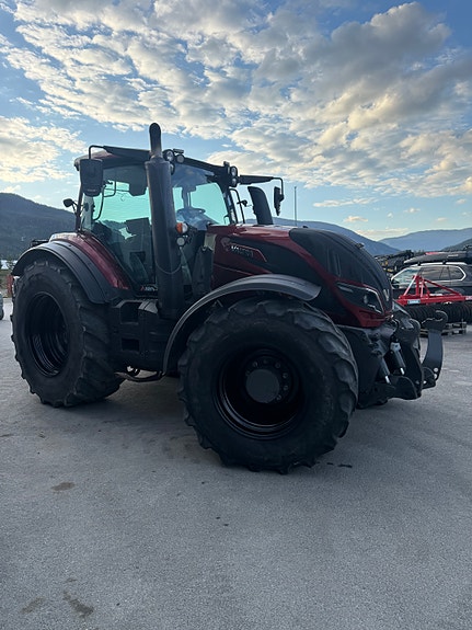 Valtra T234 Direct med Front hydraulikkGPS Klar 2017, kr 790 000,-