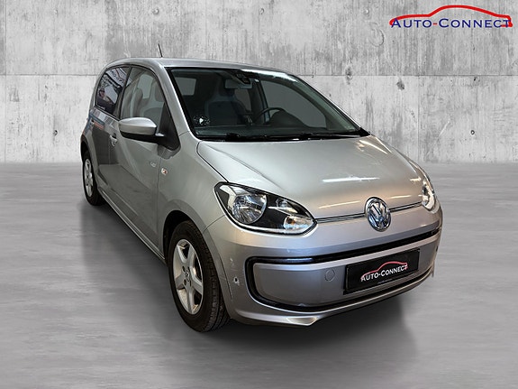 Volkswagen UP! 3 of 5