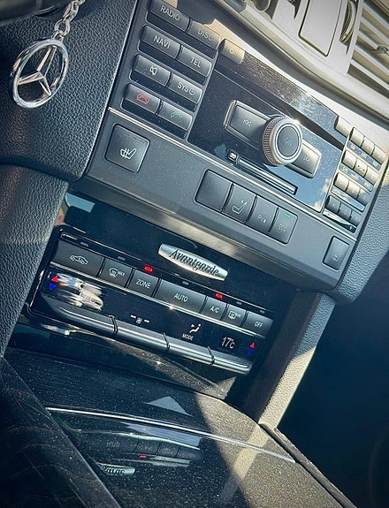 Mercedes-Benz E220 15 of 20