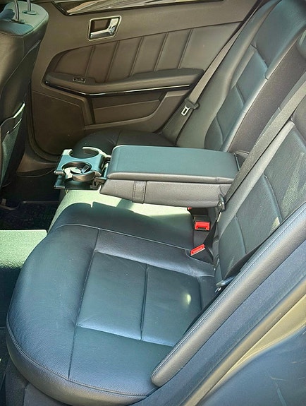 Mercedes-Benz E220 16 of 20