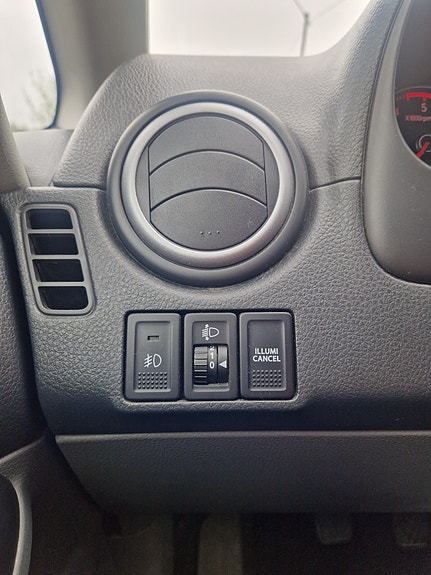 Suzuki SX4 11 of 14