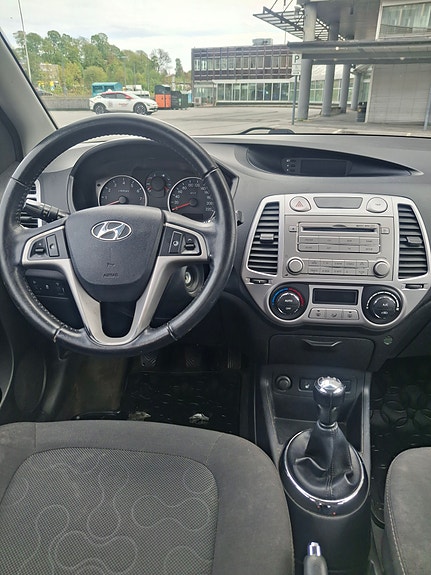 Hyundai i20 15 of 22