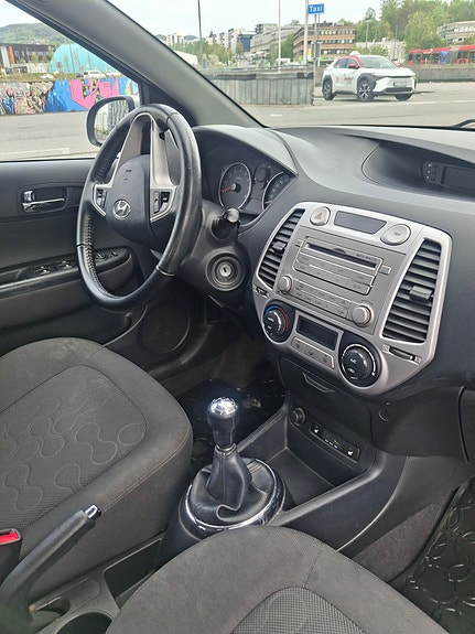 Hyundai i20 13 of 22