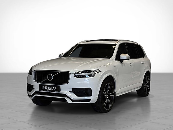Volvo XC90 3 of 5
