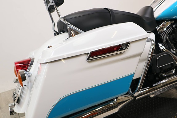 Harley-Davidson Road King 11 of 15