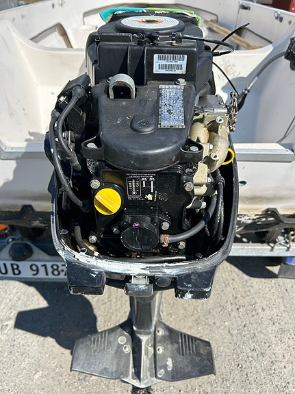 Mercury F20 firetakt 2009 modell med rorkult Outlet motor 6 of 7