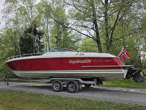 Hydrolift F29 Fischer 2006 – Sporty kvalitetsbåt med Mercury D-Tronic 250 hk 5 of 5