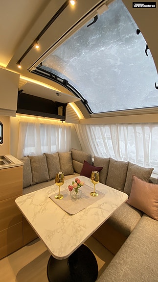 Adria ADORA 572 UT 14 of 30