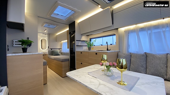 Adria ADORA 572 UT 9 of 30
