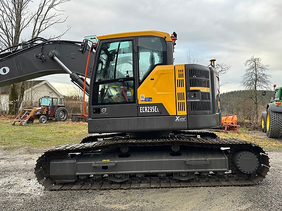 Volvo ECR235EL  Kan også leies ut. 2 of 14
