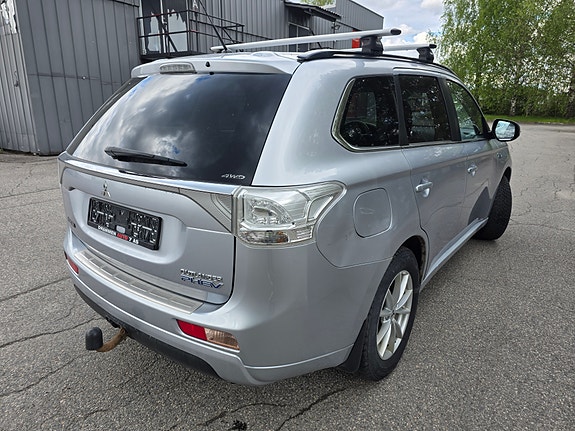 Mitsubishi Outlander 6 of 16
