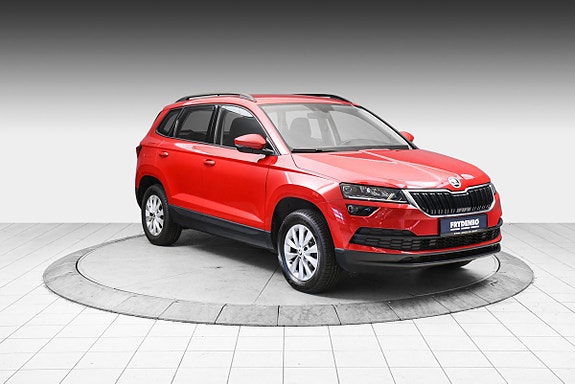 Skoda Karoq 2 of 5