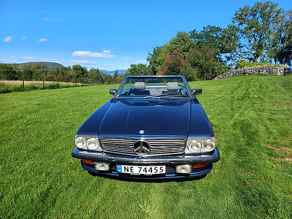 Mercedes-Benz SL280 4 of 20