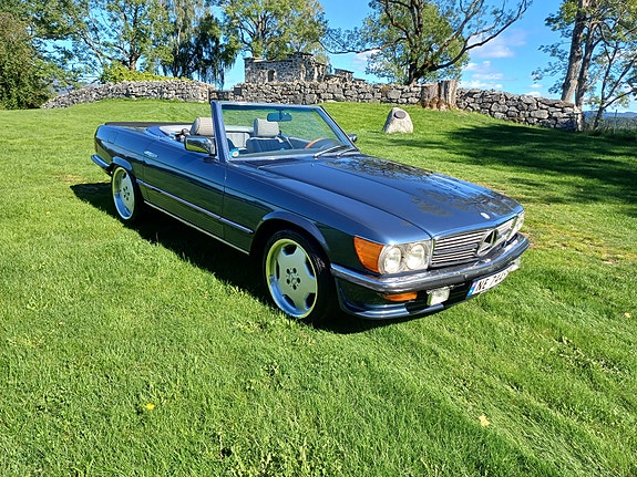 Mercedes-Benz SL280 3 of 20