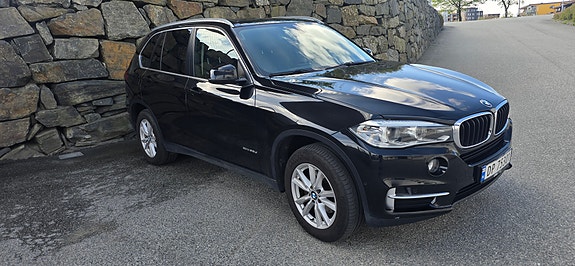 BMW X5 3 of 5
