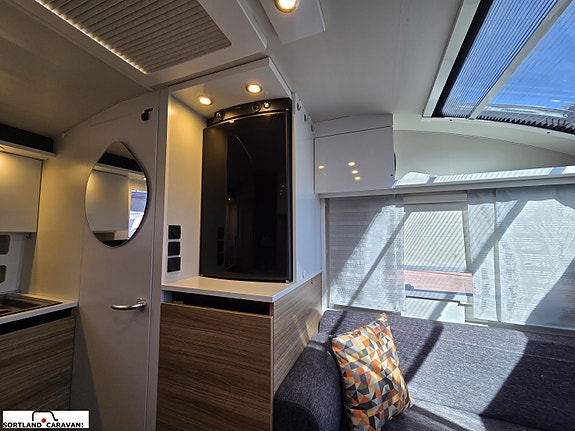 Adria ACTION 361LH 16 of 26
