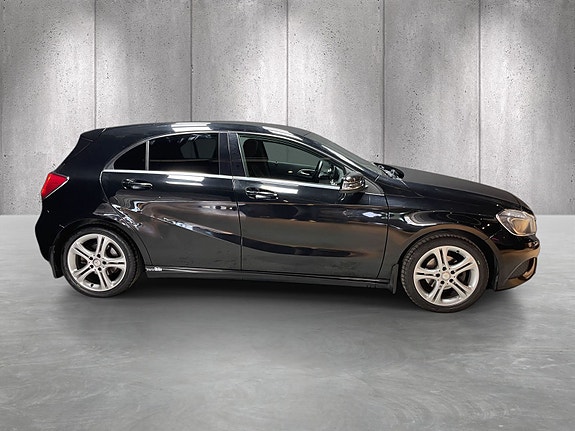Mercedes-Benz A160 4 of 5