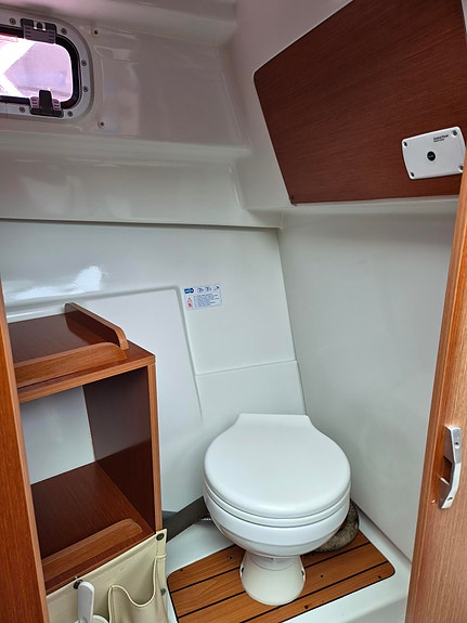 Beneteau 750 29 of 30