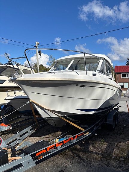 Beneteau 750 2 of 30