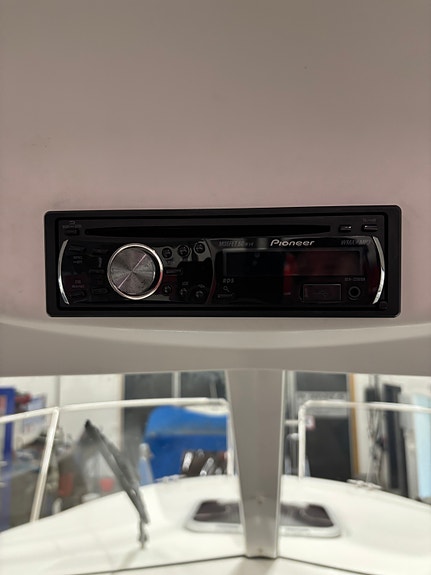 Beneteau 750 16 of 30