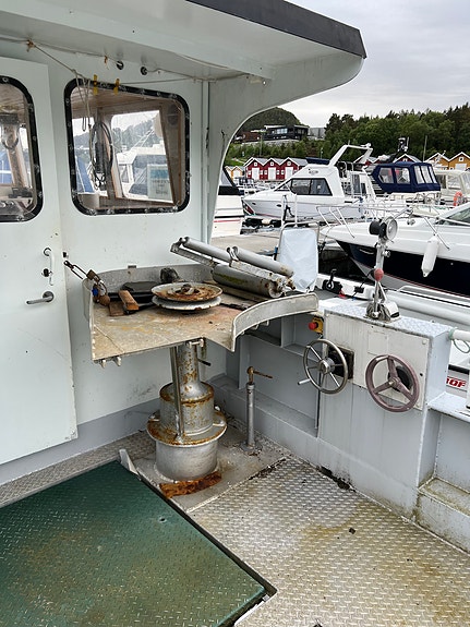 Velholdt tre kombisjark 28 Fot – Klar for salg! 5 of 16
