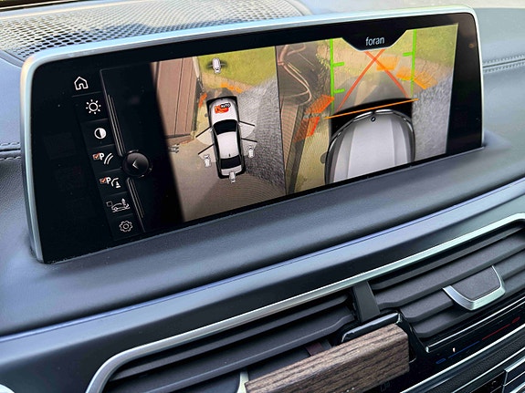 BMW 730d 24 of 30