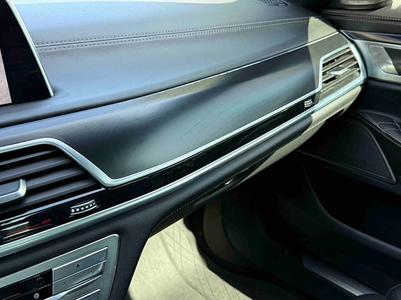 BMW 730d 21 of 30