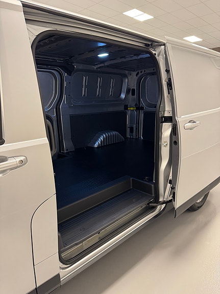 Maxus e-Deliver 7 10 of 28