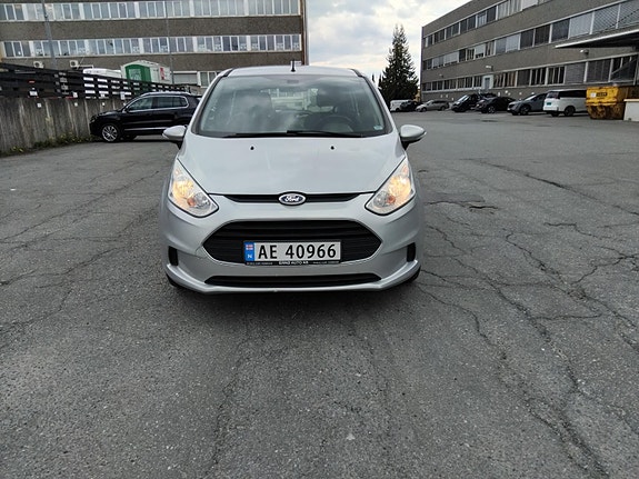 Ford B-MAX 2 of 5
