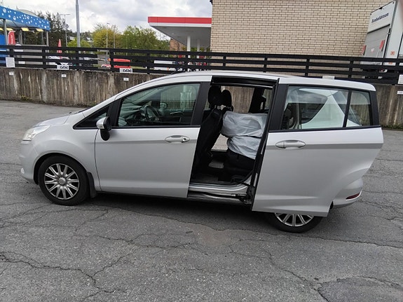 Ford B-MAX 9 of 13