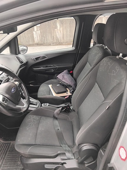 Ford B-MAX 10 of 13