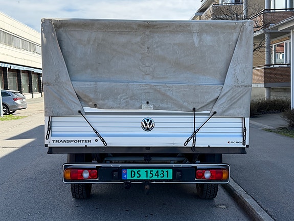 Volkswagen Transporter 9 of 30