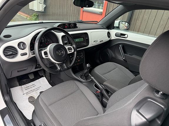 Volkswagen Beetle 18 of 23