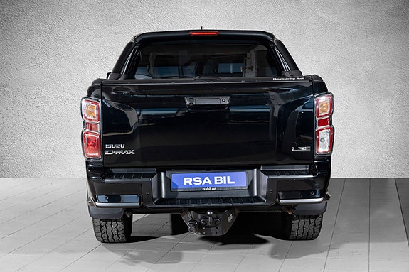 Isuzu D-max 4 of 5