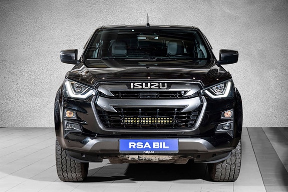Isuzu D-max 3 of 5
