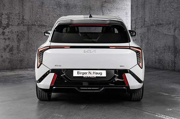 Kia EV4 7 of 27