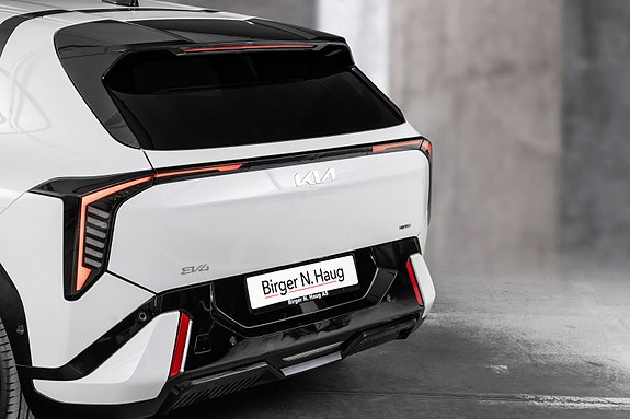 Kia EV4 6 of 27