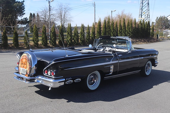 Chevrolet Impala 5 of 5
