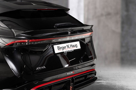 Nissan Ariya 7 of 30