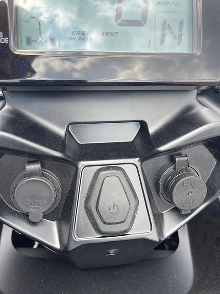Kymco MXU 700 Explorer 18 of 28