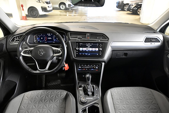 Volkswagen Tiguan 15 of 30
